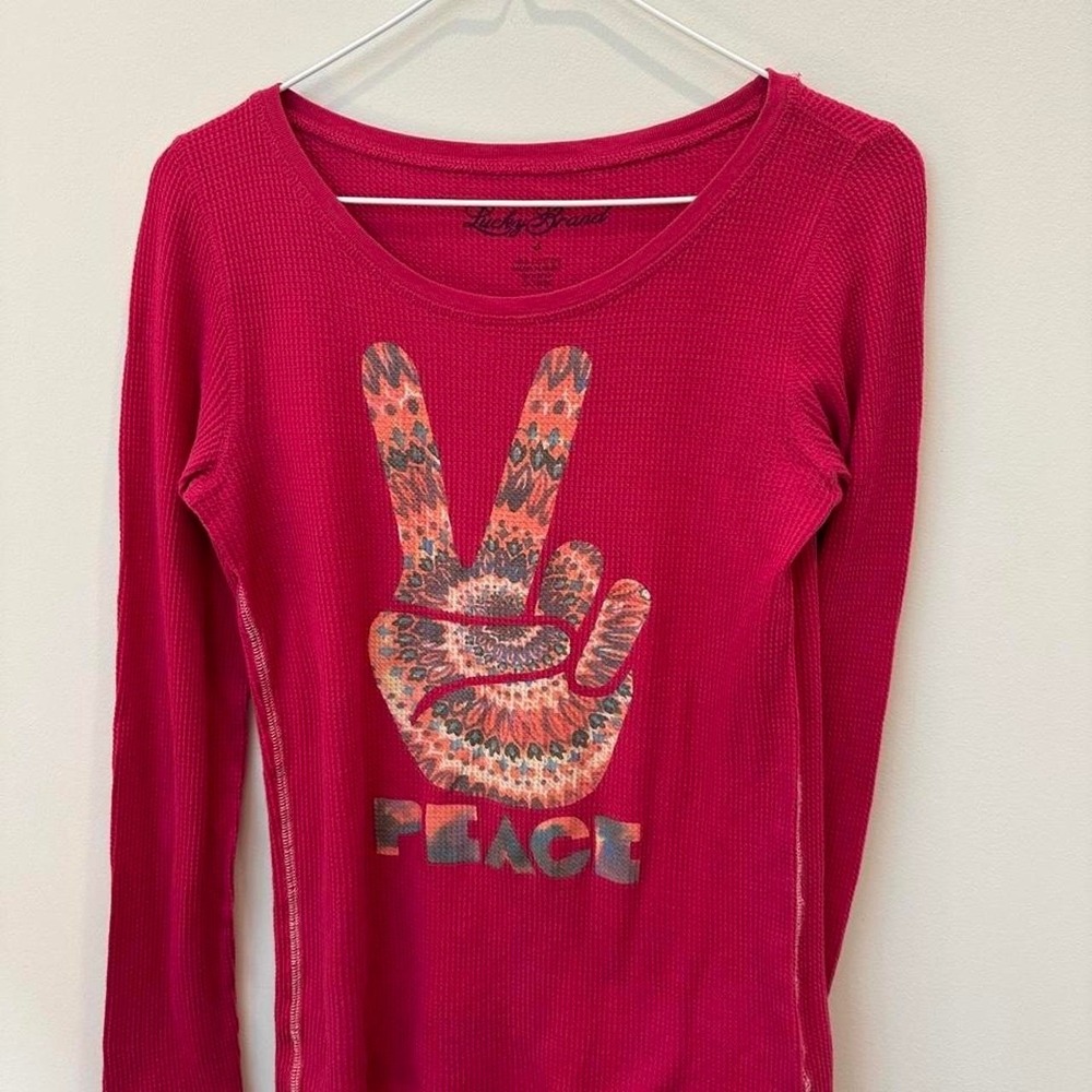 Lucky Brand Women's Small Waffle‎ Knit Long Sleeve Peace Sign Graphic Shirt